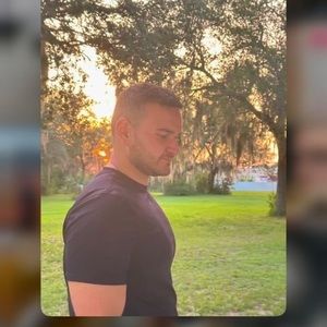 Meet your Posher, Diego